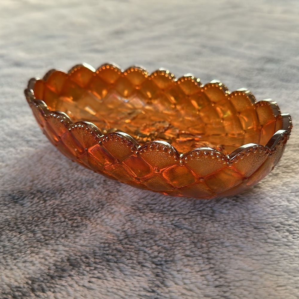 Carnival Glass 8” Oval Dish Scalloped Rim Diamond Quilt